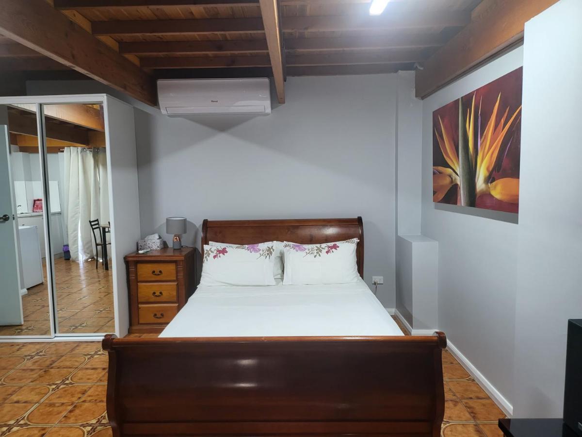 T&V Suites وندسور المظهر الخارجي الصورة