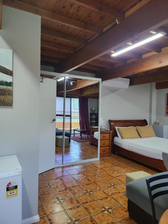 T&V Suites وندسور المظهر الخارجي الصورة