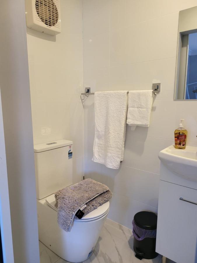 T&V Suites وندسور المظهر الخارجي الصورة